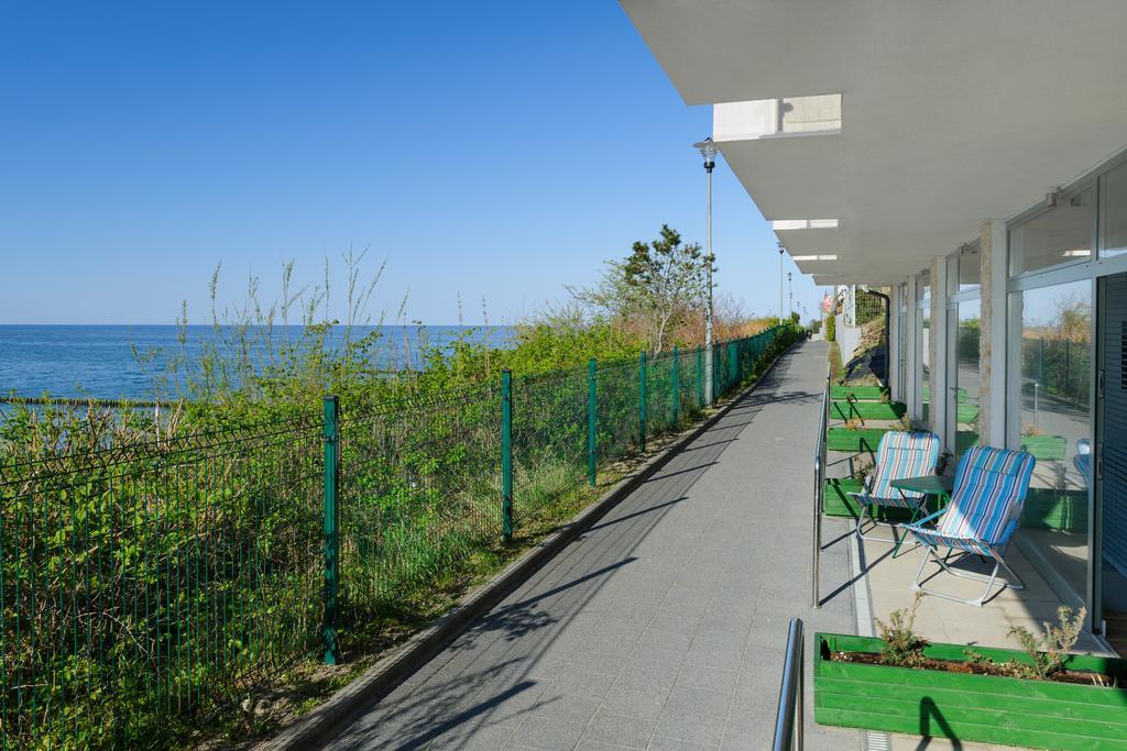 Apartament Blue I Grey Na Klifie Ustronie Morskie Bagian luar foto